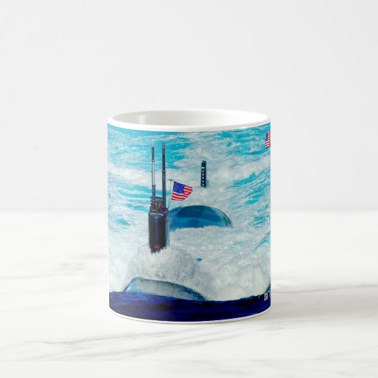 米国の高速攻撃潜水艦 – SSN-770マグカップ コーヒーマグカップ (中央)