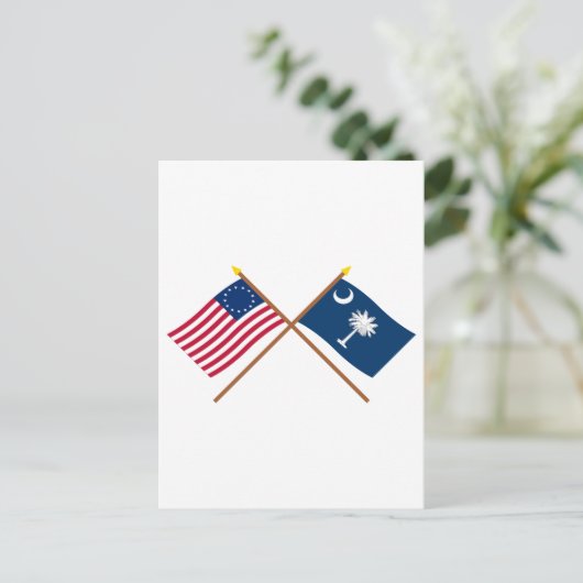 米国の13つ星およびサウスカロライナ州旗をクロス ポストカード (スタンド正面)