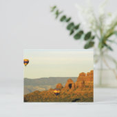 米国アリゾナ州セドナの熱気球。 ポストカード (スタンド正面)