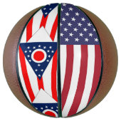 米国オハイオ州旗を持つフルサイズバスケットボール バスケットボール (縦)