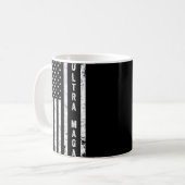 米国カッコいい黒人旗Ultで外出 コーヒーマグカップ (正面左)