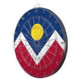 米国コロラド州デンバー州旗を掲げたダーツボード ダーツボード (正面右)