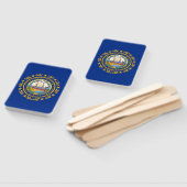 米国ニューハンプシャー州旗を持つハンドファンのセット ハンドファン (組立なし)