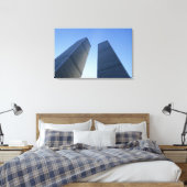 米国ニューヨーク。のツインタワーで見上げる キャンバスプリント (インサイチュ (寝室))