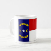 米国ノースカロライナの旗 コーヒーマグカップ (正面左)