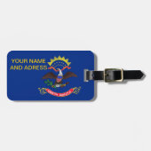 米国ノースダコタ州旗を持つ荷札 ラゲッジタグ (正面横)
