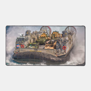 米国ビーチアサルト – LCAC デスクマット