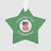 米国ブラックエンジェルクリスマスパーソナライズされた国旗 オーナメント (裏面)