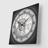 米国プラチナ·リバティ·コイン~ローマ数字~ スクエア壁時計 (傾斜)