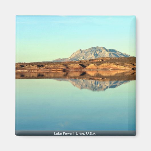 米国ユタ州，パウエル湖 マグネット (正面)