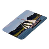 米国ロードアイランド州ニューポートでのセーリング マグネット (左側)