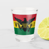 米国ヴァージン諸島国旗、赤黄ストライプ緑 ショットグラス (正面)