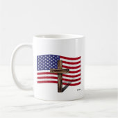 米国国旗と険しい十字架 コーヒーマグカップ (左)