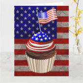 米国国旗のカップケーキのパターン カード (黄色い花)