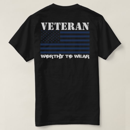 米国国旗のネイビーブルー – 退役軍人-衣服に値 Tシャツ (デザイン裏面)