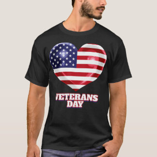 米国国旗のハート(退役軍人の日) Tシャツ