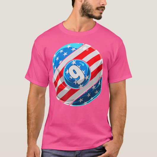 米国国旗のビリヤード選手(7月4日) Tシャツ (正面)