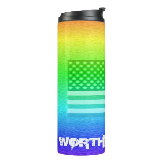 米国国旗のレインボーシールド – 衣服に値 タンブラー (回転左)