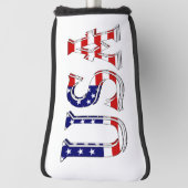 米国国旗の上に置かれた米国 ゴルフヘッドカバー (回転90)