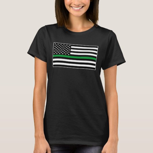米国国旗の名誉支持の薄い緑の線食べ物を与え Tシャツ (正面)