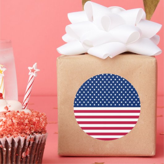 米国国旗の愛国的なスターストライプズの大きな丸いステッカー ラウンドシール (パーティー)
