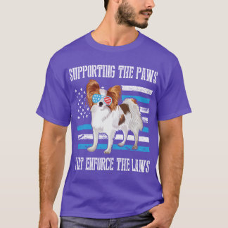 米国国旗の眼鏡をクール支えているパピロン犬 Tシャツ
