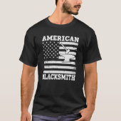 米国国旗の鍛冶アンビル&ハンマーアメリカンブラック Tシャツ (正面)