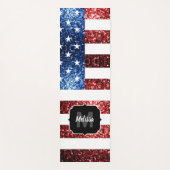 米国国旗の青いスパークルグリッターモノグラム ヨガマット (正面)