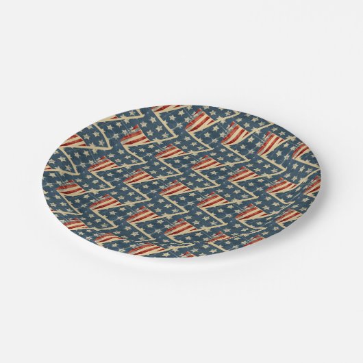 米国国旗の風化された星とストライプ ペーパープレート (アングル)