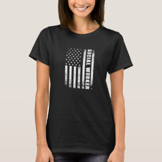 米国国旗を持つソーシャルワーカー米国愛国協会 Tシャツ