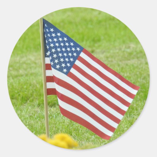 米国国旗を振る ラウンドシール (正面)