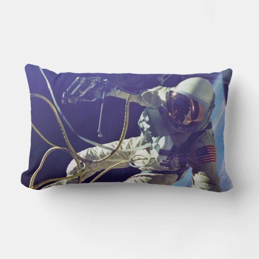 米国宇宙飛行士 ランバークッション (正面)