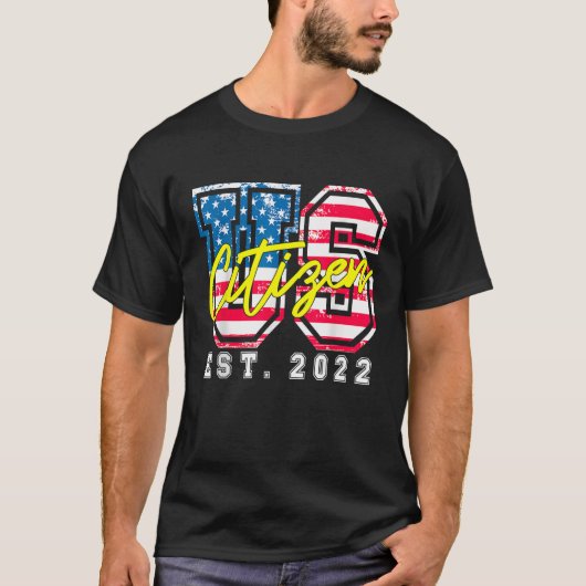 米国市民Est 2022アメリカ国旗の統一された州 Tシャツ (正面)