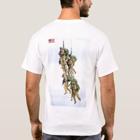 米国戦闘部隊 – ヘリコプターの抽出 Tシャツ (裏面)