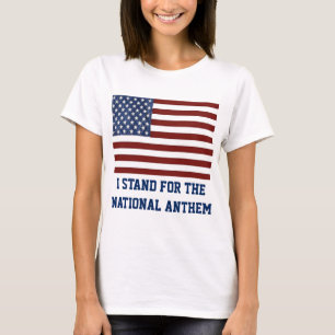 米国旗が付いている愛国心が強い女性のTシャツ Tシャツ