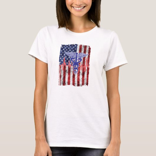 米国旗のナースのTシャツ Tシャツ (正面)