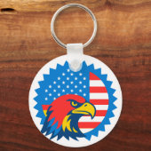 米国旗の上の激しいハゲのワシ キーホルダー (正面)