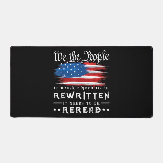 米国旗の憲法の見直しが必要 デスクマット (正面)
