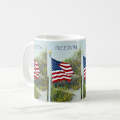 米国旗の自由のコーヒー・マグ コーヒーマグカップ (正面左)
