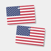 米国旗の高い波:自由と団結の象徴 バッジ (正面&裏面)