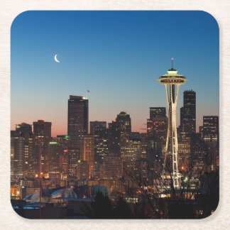 米国旗は上昇の月の間で飛びます スクエアペーパーコースター