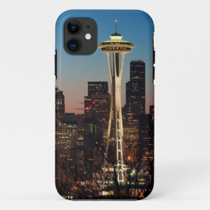 米国旗は上昇の月の間で飛びます iPhone 11 ケース