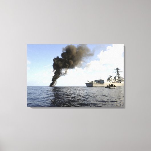 米国沿岸警備隊のメンバー キャンバスプリント (正面)