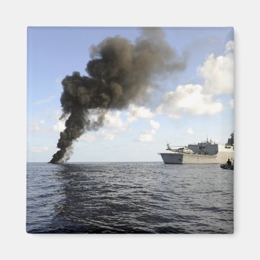 米国沿岸警備隊のメンバー マグネット (正面)