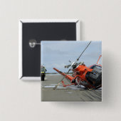 米国沿岸警備隊MH-65ドルフィンヘリコプターの墜落 缶バッジ (正面&裏面)