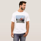 米国沿岸警備隊MH-65ドルフィンヘリコプターの墜落 Tシャツ (正面フル)