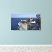 米国海軍の銃兵の助手 キャンバスプリント (インサイチュ (ウッドフロア))