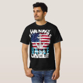 米国海軍誇りを持ったのTシャツ Tシャツ (正面フル)