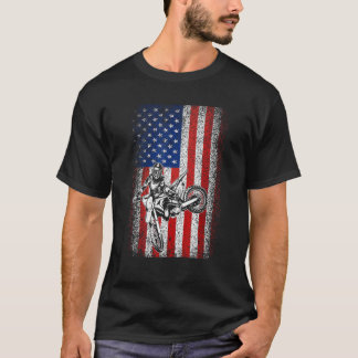 米国独立記念日7月4日アメリカ国旗の汚れB Tシャツ