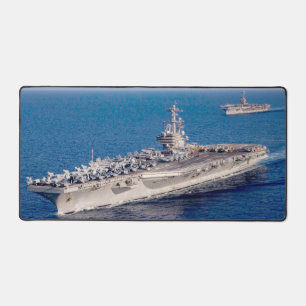 米国空母 – CVN-77 デスクマット